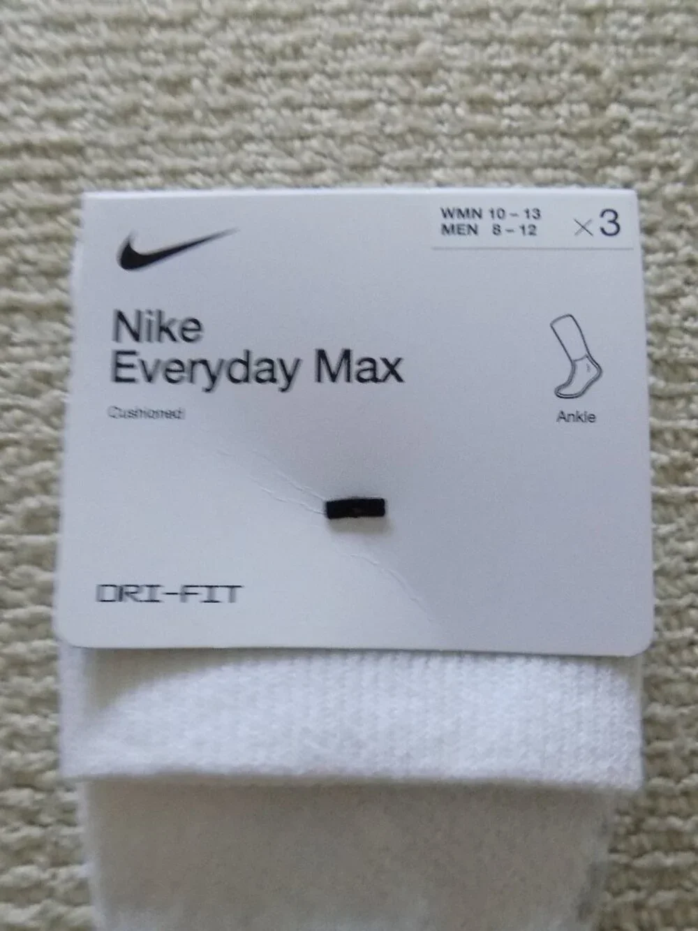 NWT MENS NIKE EVERYDAY MAX CUSHIONED ANKLE SOCKS WHITE GREY BLACK #1